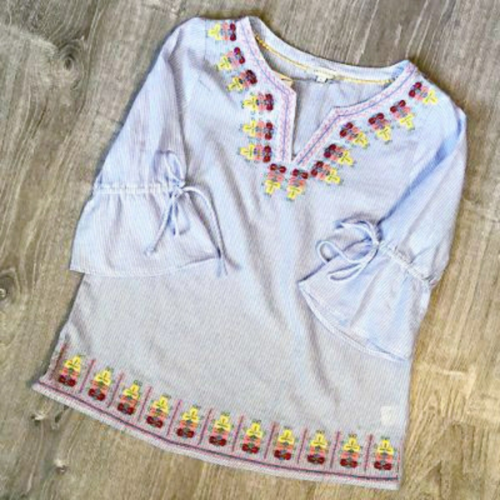 SKIES ARE BLUE Stitch Fix Pinstripe Embroidery Top